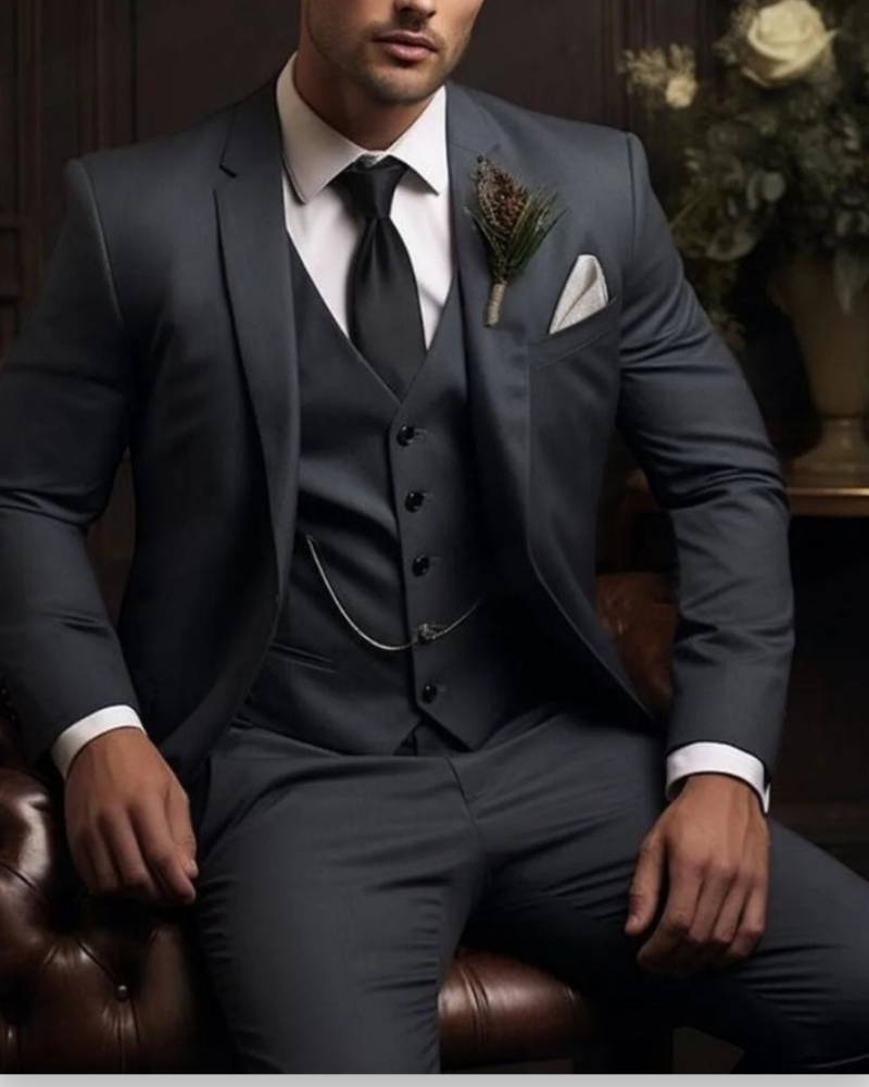 Henrado | Men’s Three-Piece Tailored Suit Set