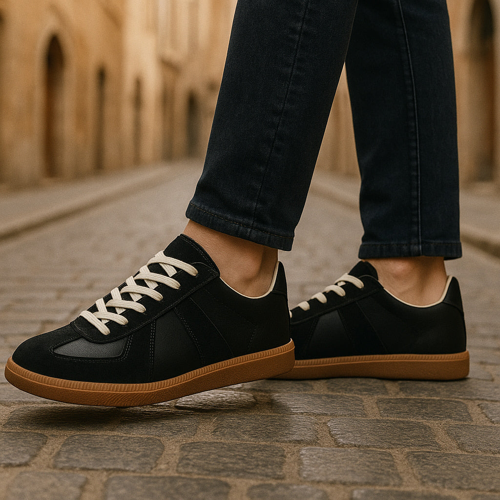 Chero | Men’s Classic Lace-Up Sneakers