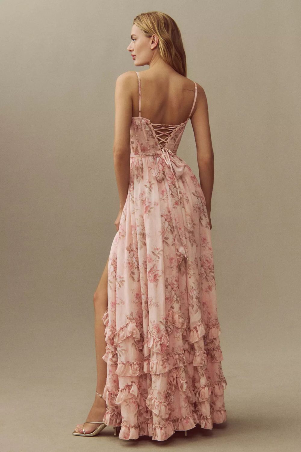 Olivia | Women's Graduation Dress With Sweetheart Neckline And Floral Print | Romantic
