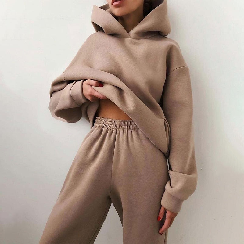 Elvra | Women’s Minimal Lounge Two-Piece Set