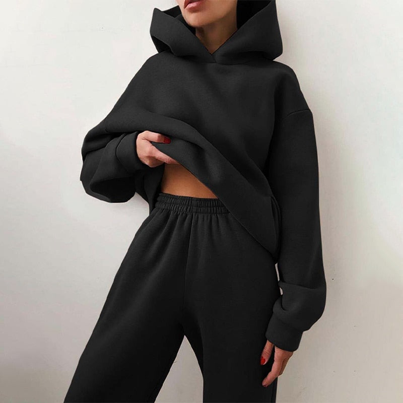 Elvra | Women’s Minimal Lounge Two-Piece Set