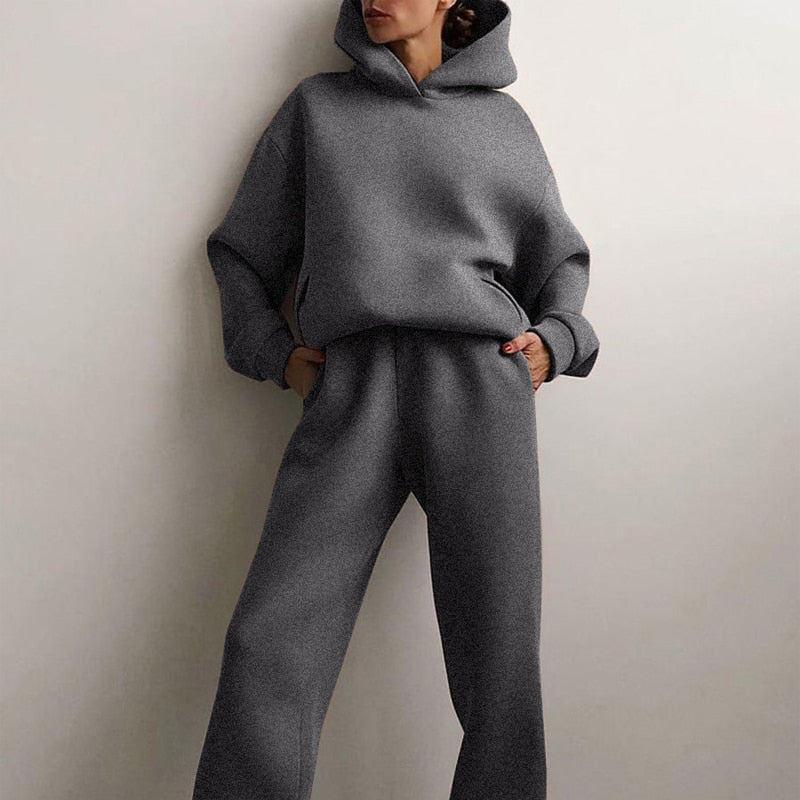 Elvra | Women’s Minimal Lounge Two-Piece Set