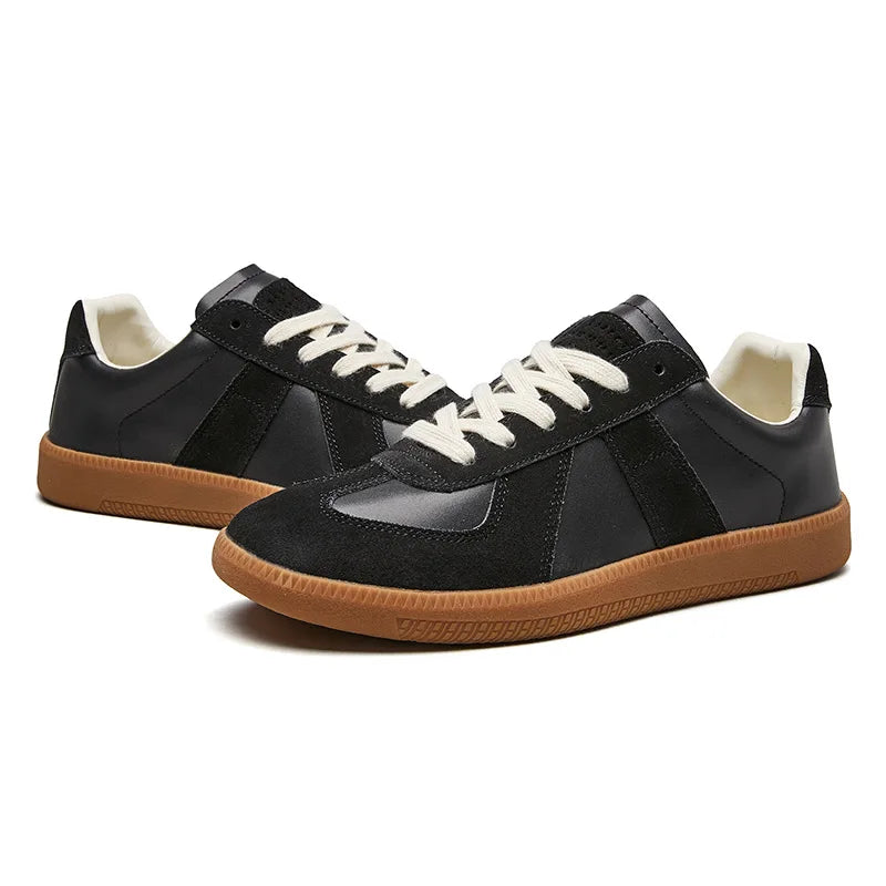 Chero | Men’s Classic Lace-Up Sneakers