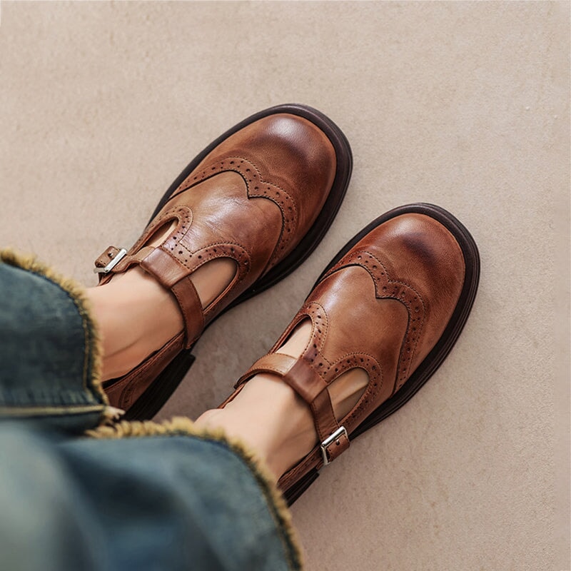 Lao | Women’s Classic Leather Strap Shoes