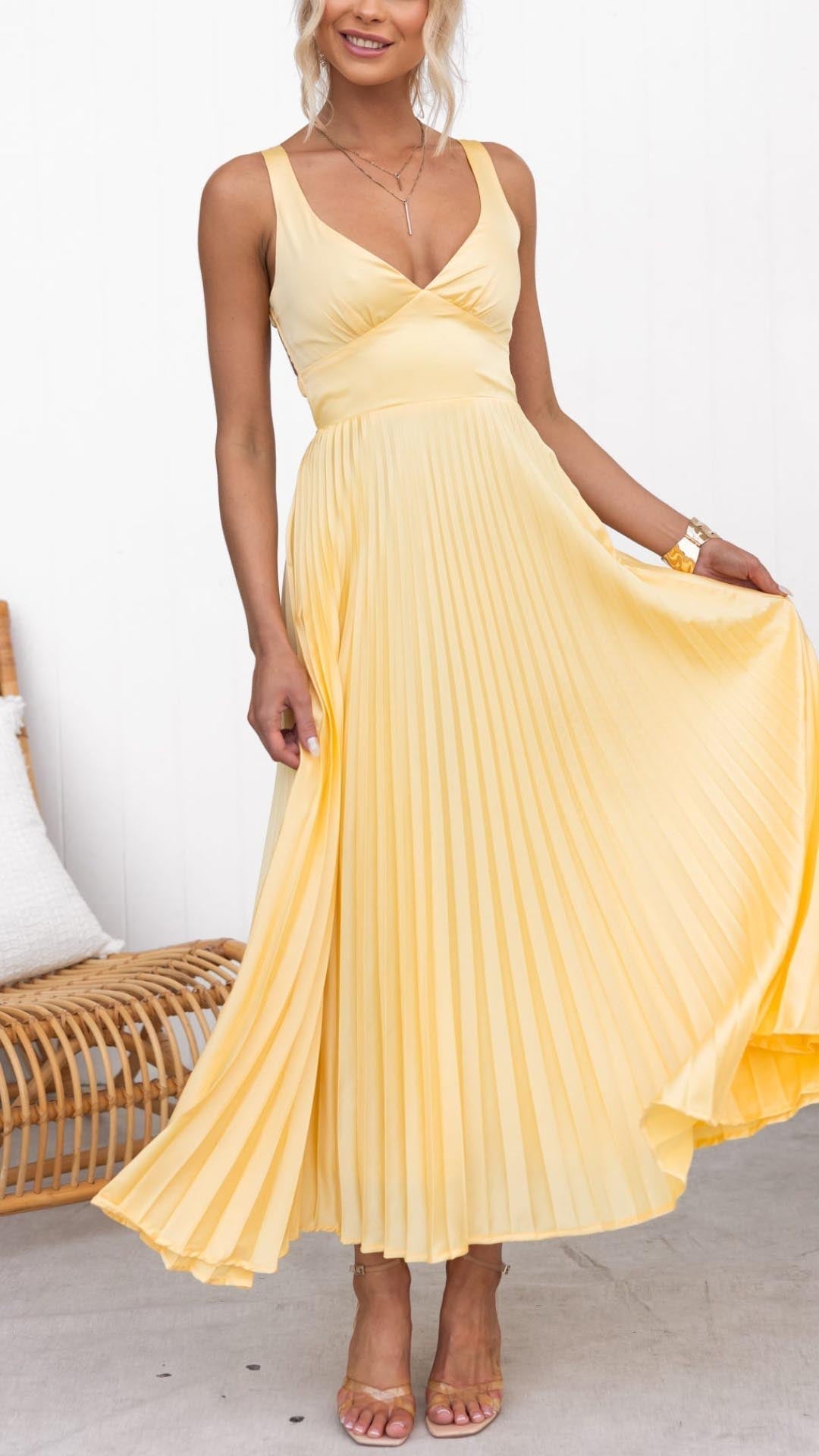 Liora | Women's Day Dress With V-Neck And Pleated Skirt | Romantic