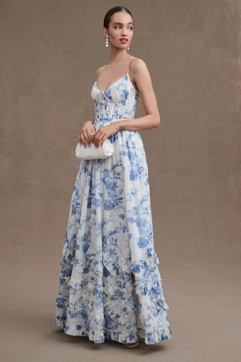 Olivia | Women's Graduation Dress With Sweetheart Neckline And Floral Print | Romantic